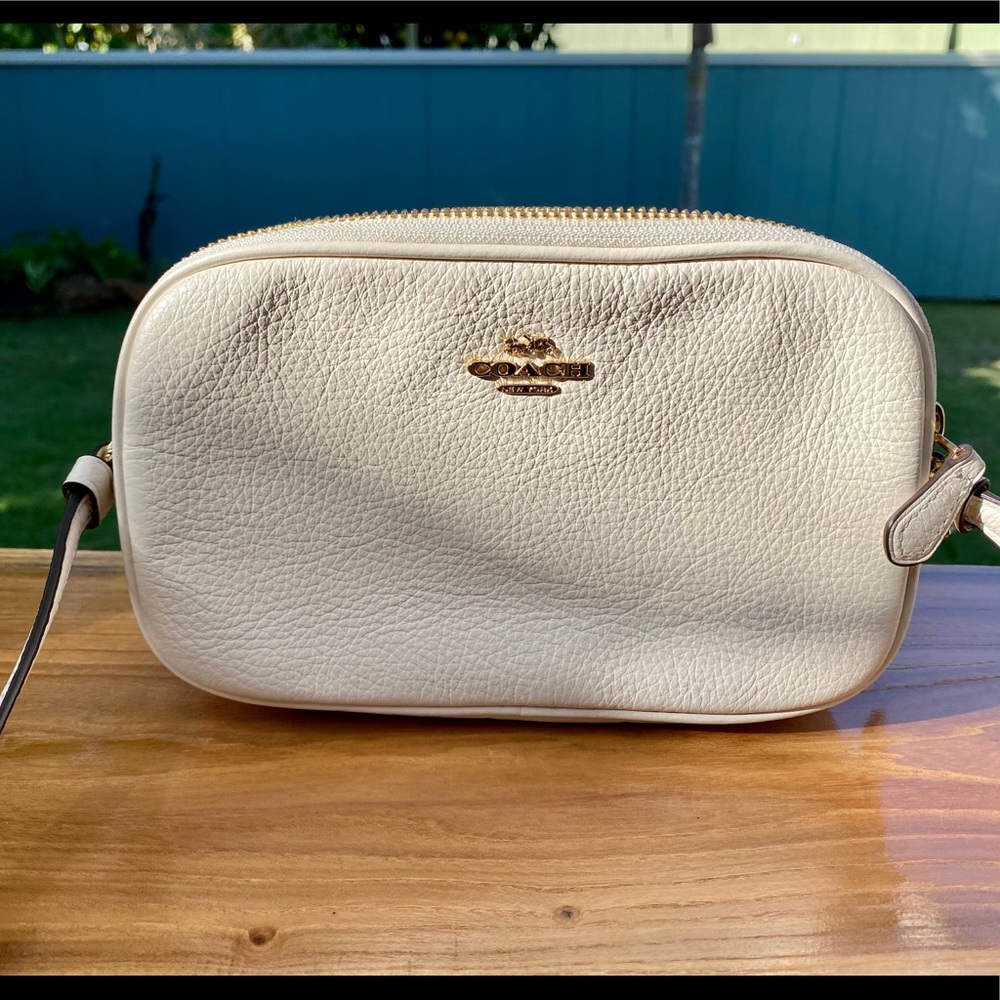 Coach crossbody clutch